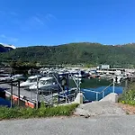 Utsikten Romsdalshorn Penzion *
