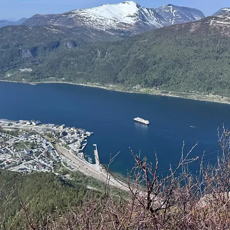 Gæstehus Utsikten Romsdalshorn Åndalsnes