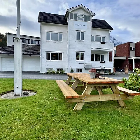 Utsikten Romsdalshorn Casa de hóspedes