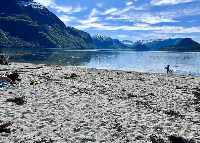 Utsikten Romsdalshorn Gasthof *